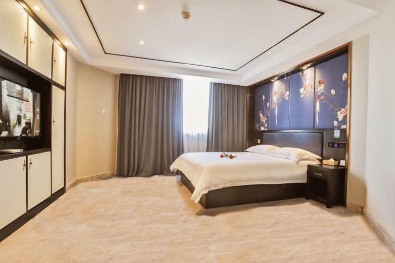 Bedroom 7