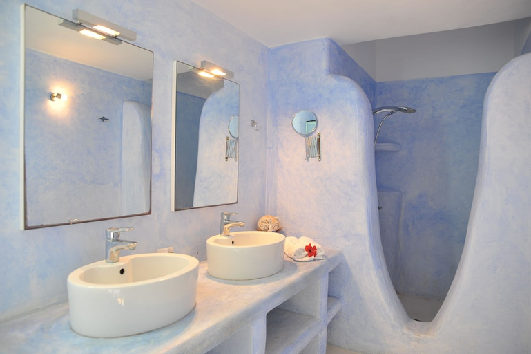 Bathroom 4, Medusa Beach Resort And Suites, South Aegean