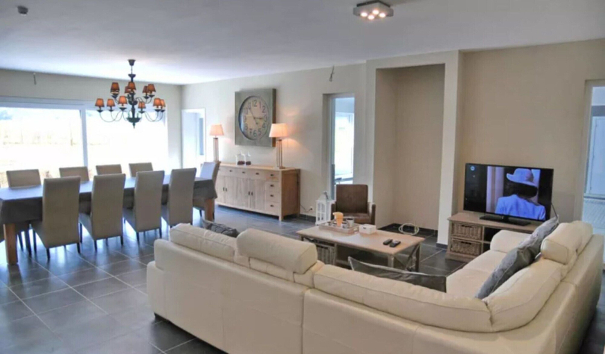 Others 5, Holiday Home in Somme-leuze With Sauna, Namur