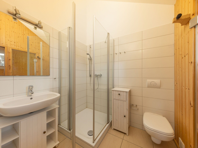Bathroom 1, Bungalow by the Sea With Sauna in Germany, Ostholstein