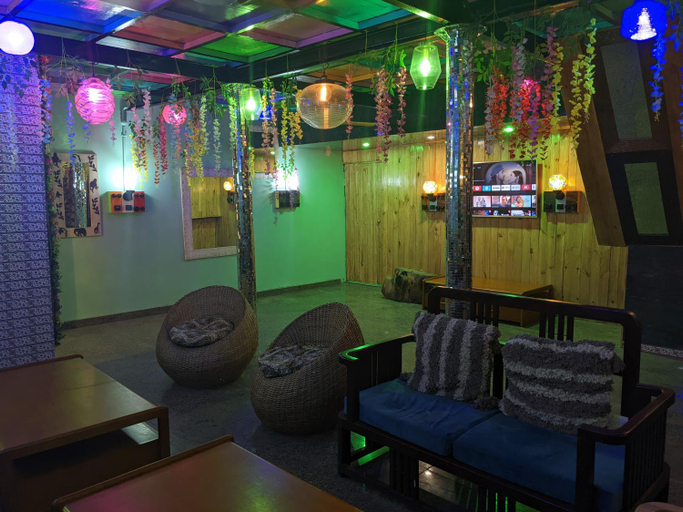 Food & Drinks 4, Hotel The Cube Stay, Delhi