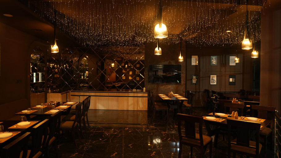 Food & Drinks 5, The Sky Imperial Sethji Ni Wadi, Indore