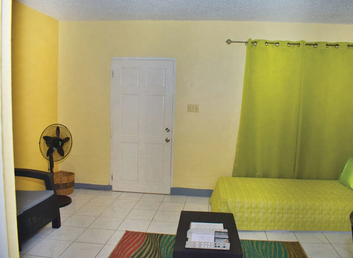 Others 4, Unity Villa