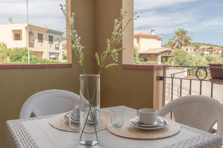 Others 5, Residence Le Fontane with Shared Pool, Cagliari