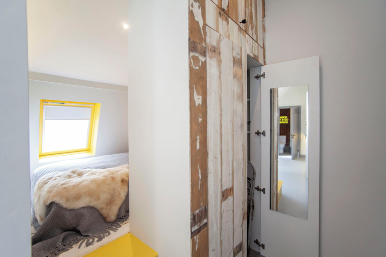 Bedroom 2, Higgihaus 26 Clare Street Aparthotel, Bristol