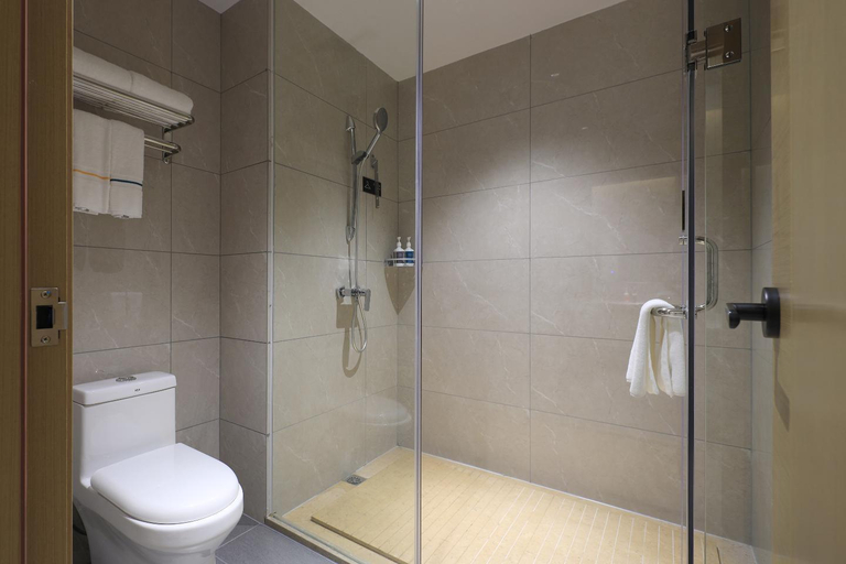 Bathroom 3, City Comfort Inn Pingnan Gongzhou Middle School, Guigang