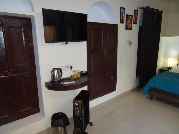 Bedroom 3, Foreigners' Inn, Varanasi