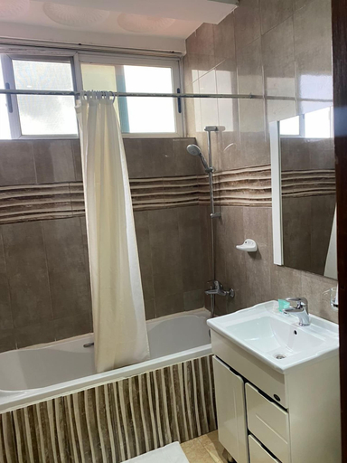 Bathroom 5, Airport West Hotel, Accra