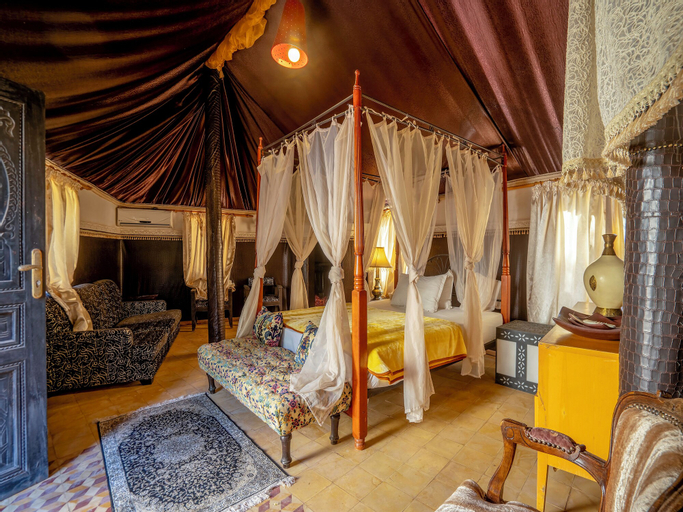 Bedroom 25