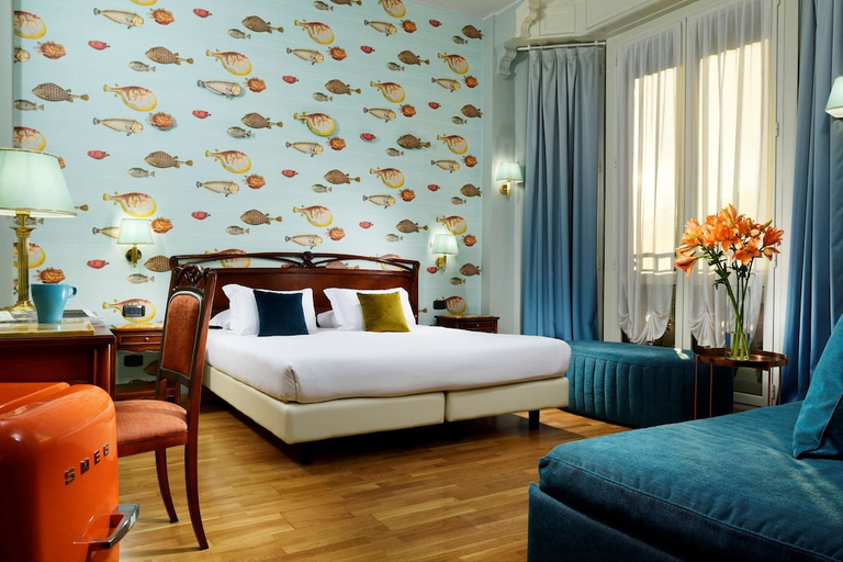 Bedroom 2, Hotel Continental, Genova
