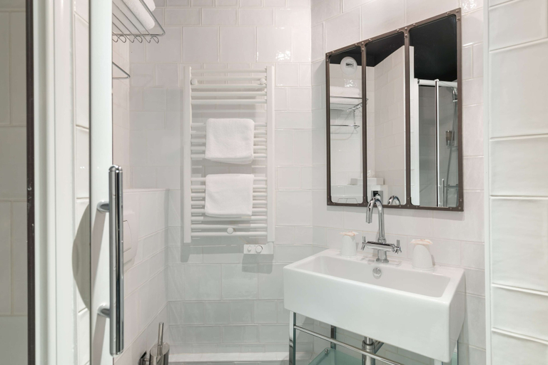 Bathroom 5, Hôtel So'Co by HappyCulture, Alpes-Maritimes