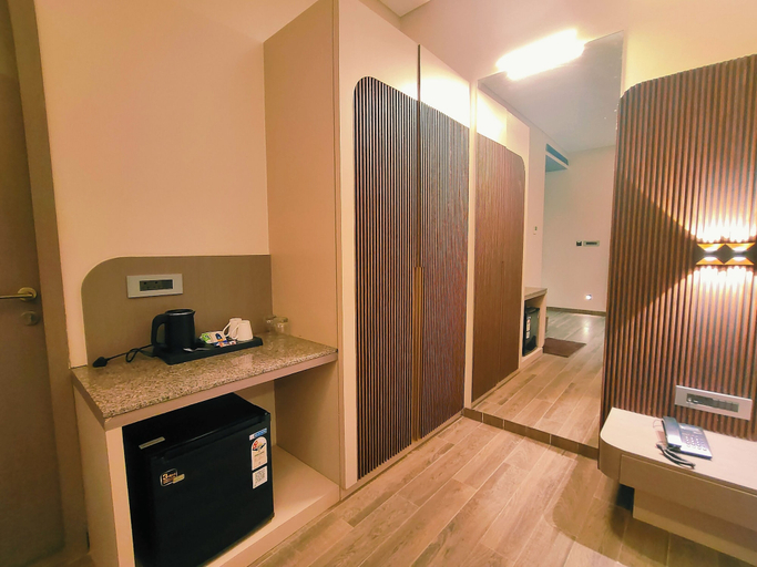 Others 5, Hotel Akshay Palace, Ahmadnagar