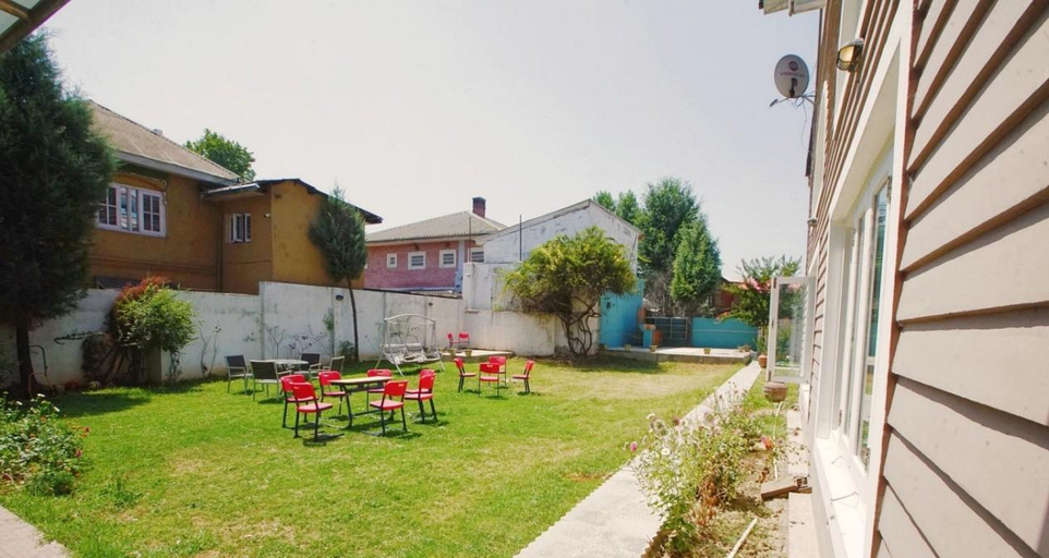 Others 3, The GoodFind Residency, Srinagar