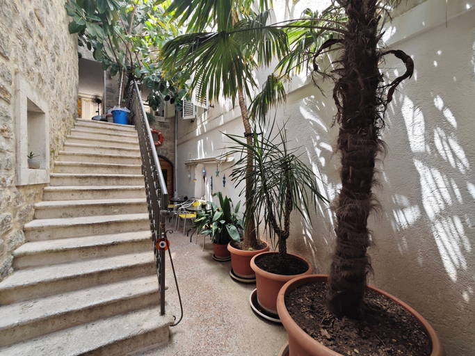 Others 4, Beatrix Suites Budva Old Town