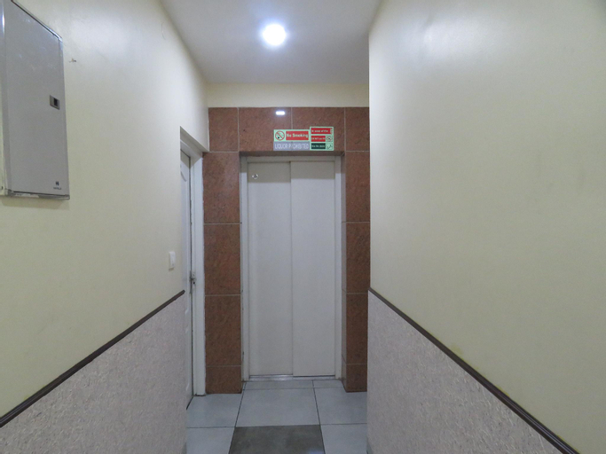 Public Area 5, Reegate Inn, Ernakulam