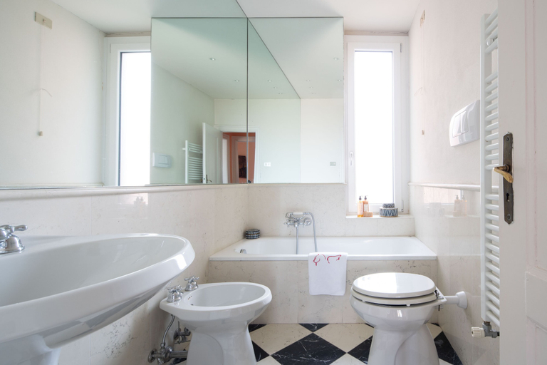 Bathroom 3, Casa Golena Apartment, Venezia