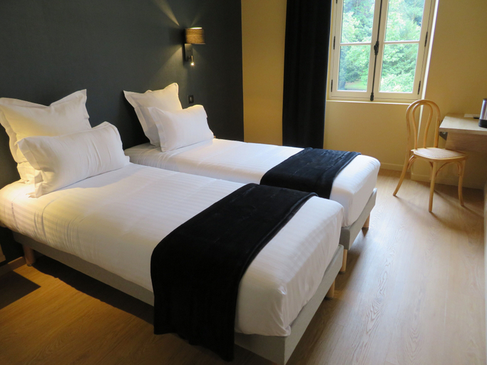 Others 4, Le Relais de Montignac, Dordogne