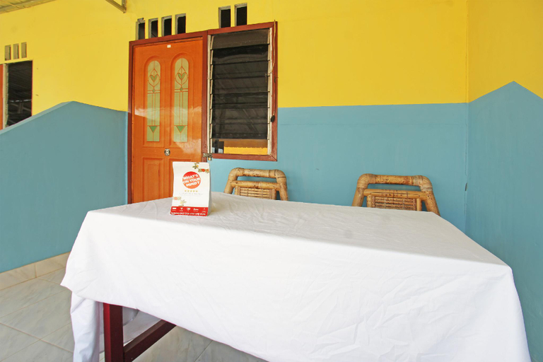 Bedroom, OYO Life 92960 Rumah Kos Kita, Lombok