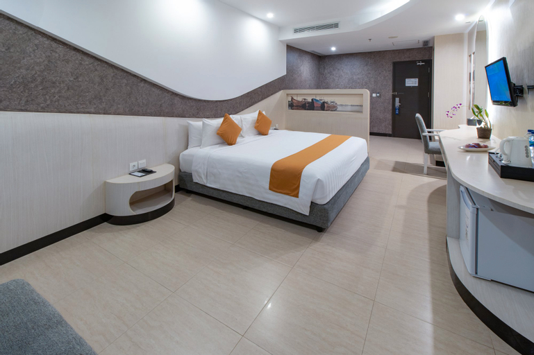 Bedroom 17