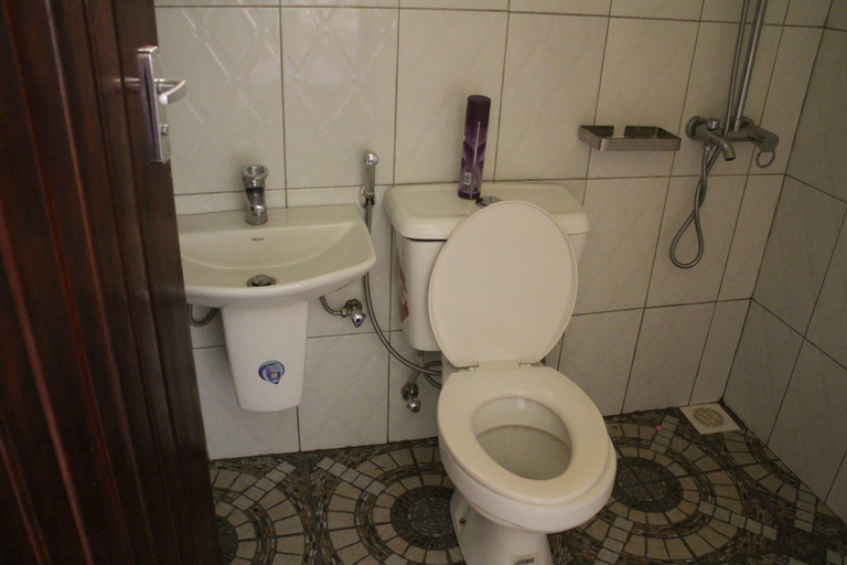Bathroom 3, Kibale Eco Home, Kibale