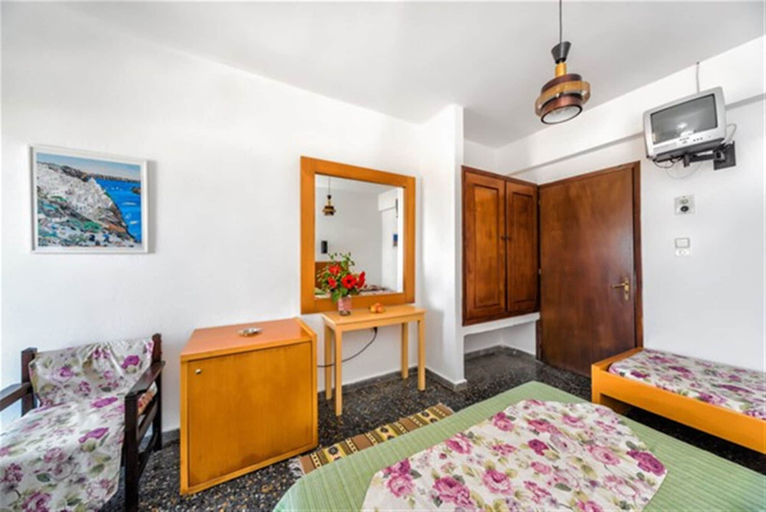 Bedroom 5, HARMONY HOTEL AND STUDIOS, Crete