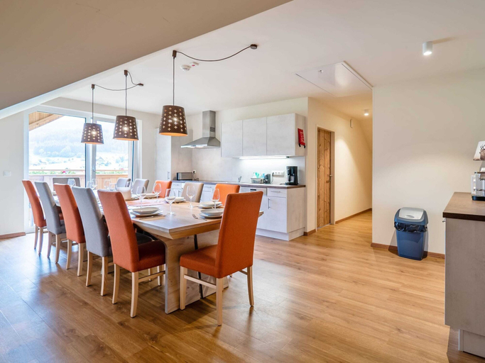 Private kitchen 2, Charming Apartment in Gosau With Shared Sauna, Gmunden