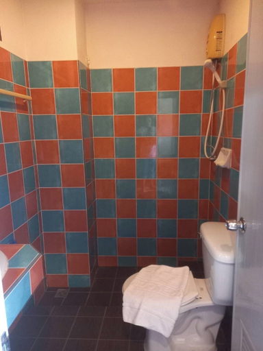 Bathroom, Baanchaolai Chaam Beach, Cha-Am
