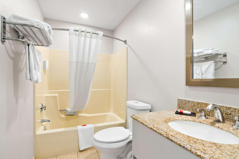 Bathroom 3
