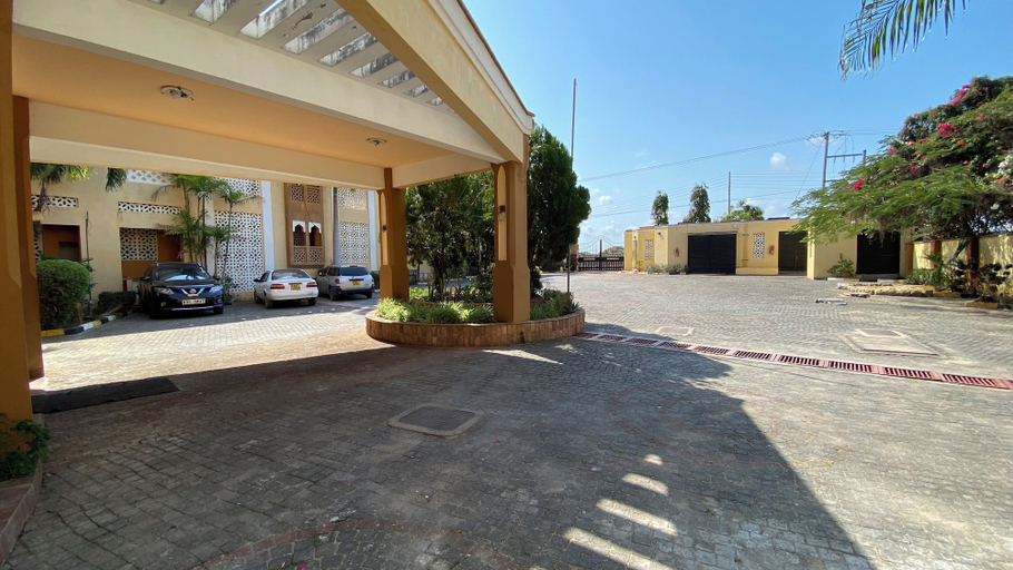 Exterior & Views 2, Eden Beach Resort Apartments, Kisauni