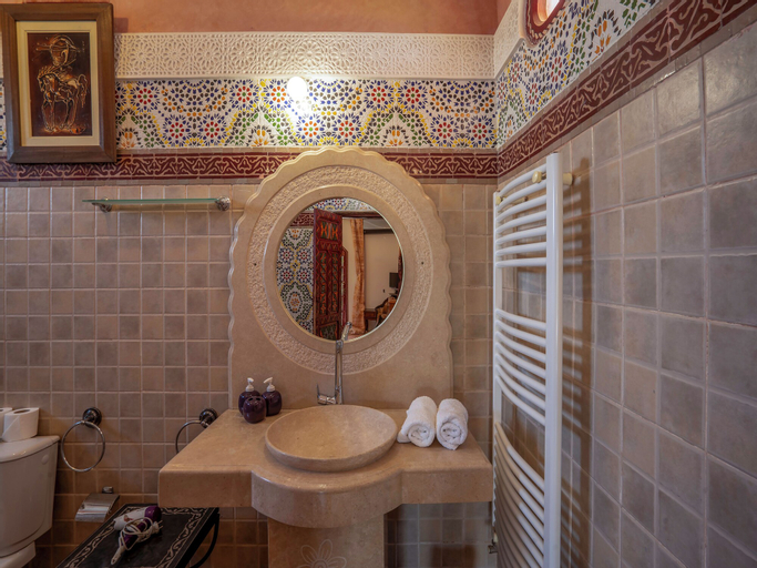 Bathroom 21