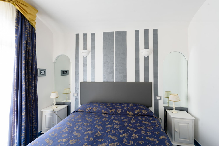 Bedroom 2, Bussola Di Hermes Hotel, Napoli