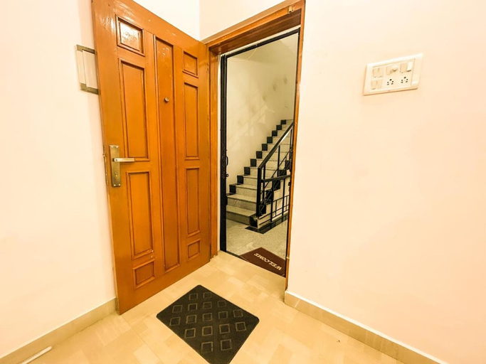 Others 5, Aishwaryam Hotels & Service Apartment, Madurai