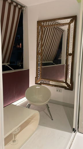 Others 2, LaHola Glam Suites, Málaga