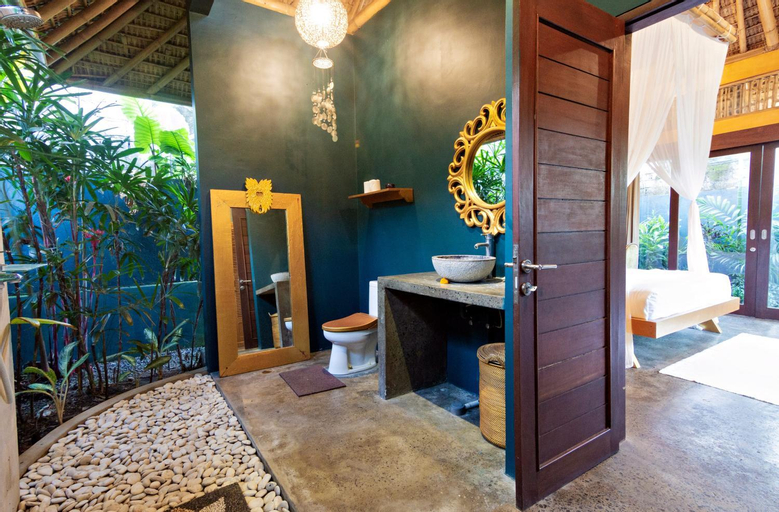 Bathroom 6
