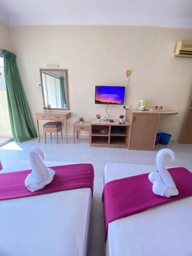 Bedroom 3, Teluk Batik Holiday Apartment, Manjung