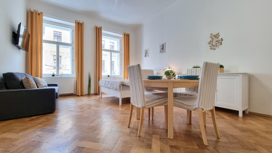 Others 4, Finnem Rentals Tyrsova, Praha 2