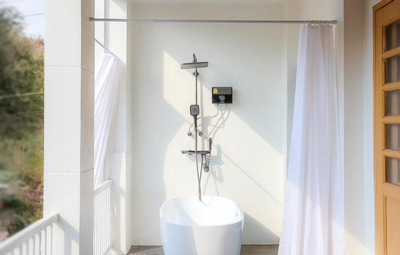 Bathroom 8