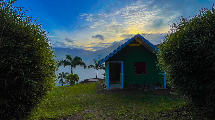 Others 5, Elenor Cottages, Idukki