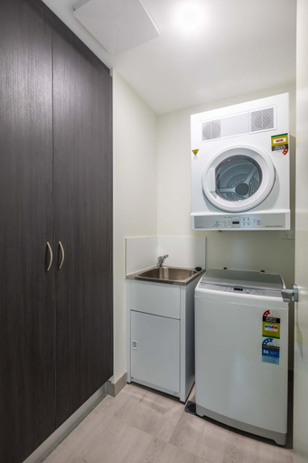 2, KULA Parramatta Free parking, Holroyd