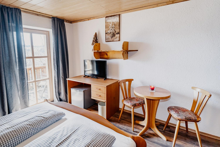 Bedroom 4, Landhotel zum Matthiasl, Freyung-Grafenau