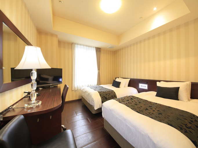 Bedroom 16