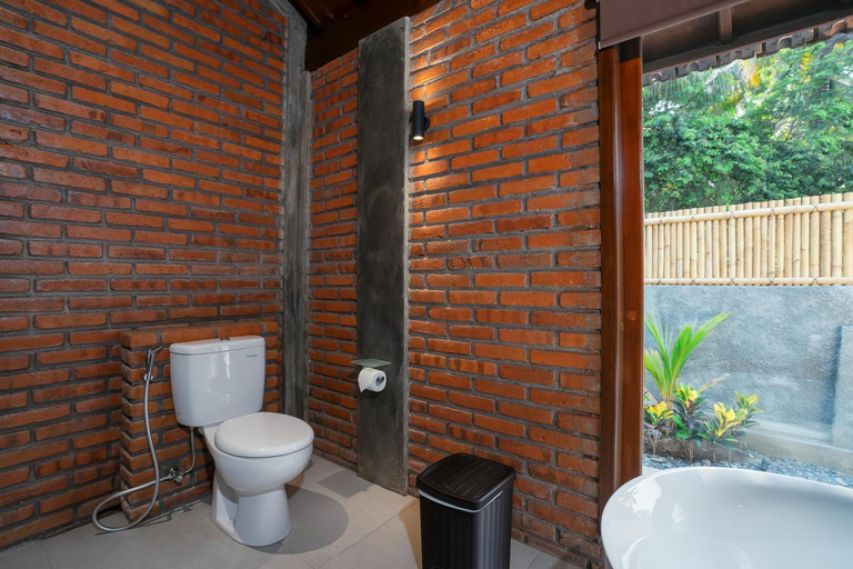 Bathroom 5, Bali Taoka Beach Villa, Buleleng
