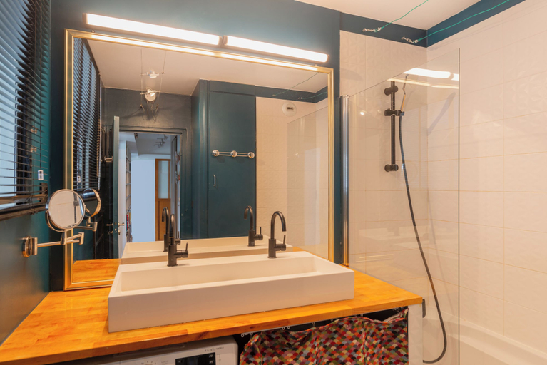 Bathroom, Paris Rebeval residence, Paris
