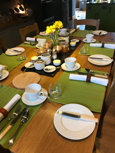Food & Drinks, Downton Lodge Country Bed and Breakfast and; Self Catering, Devon