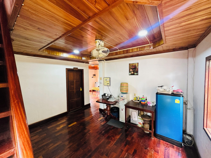 Others 4, Silikhane Guest House, Luang Prabang