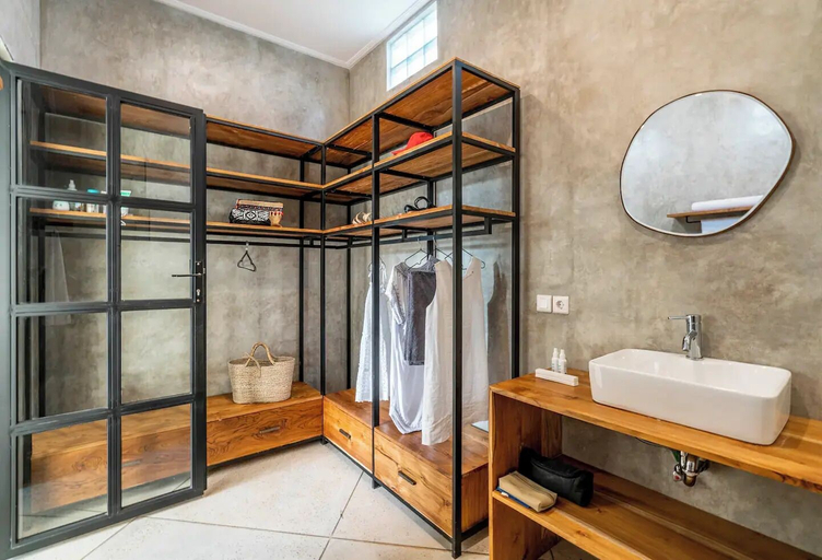 Bathroom 4, Lane House 2, Badung