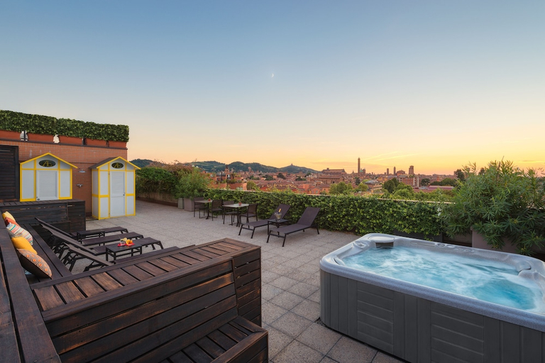 Sport & Beauty 3, SAVHOTEL AEMILIA BOLOGNA, Bologna