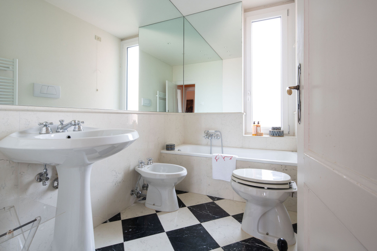 Bathroom 4, Casa Golena Apartment, Venezia
