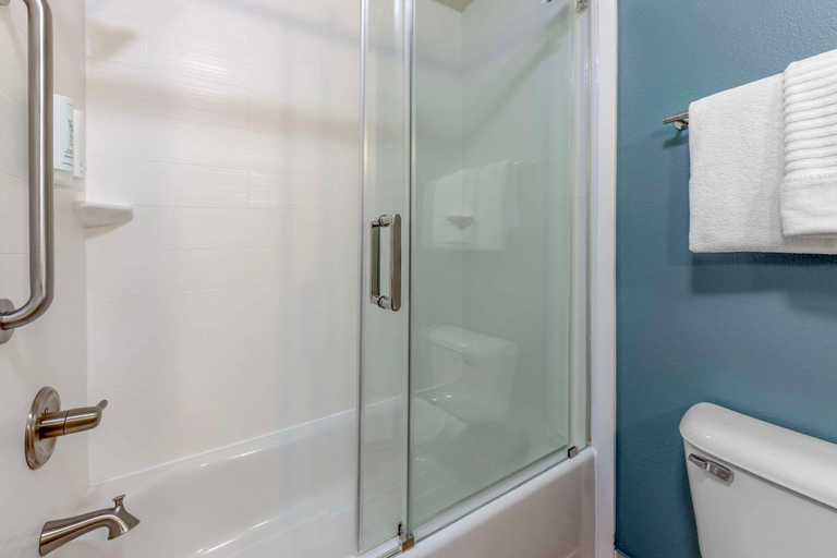 Bathroom 4, Sleep Inn & Suites Norman Area, McClain