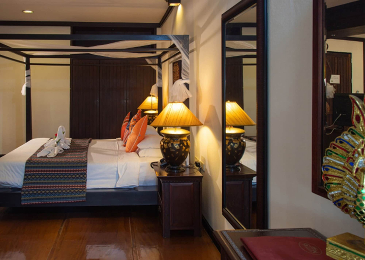 Bedroom 13